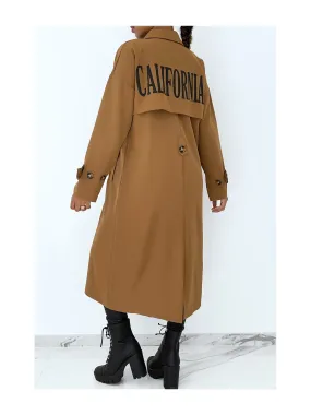 Long trench camel hyper tendance à inscription California