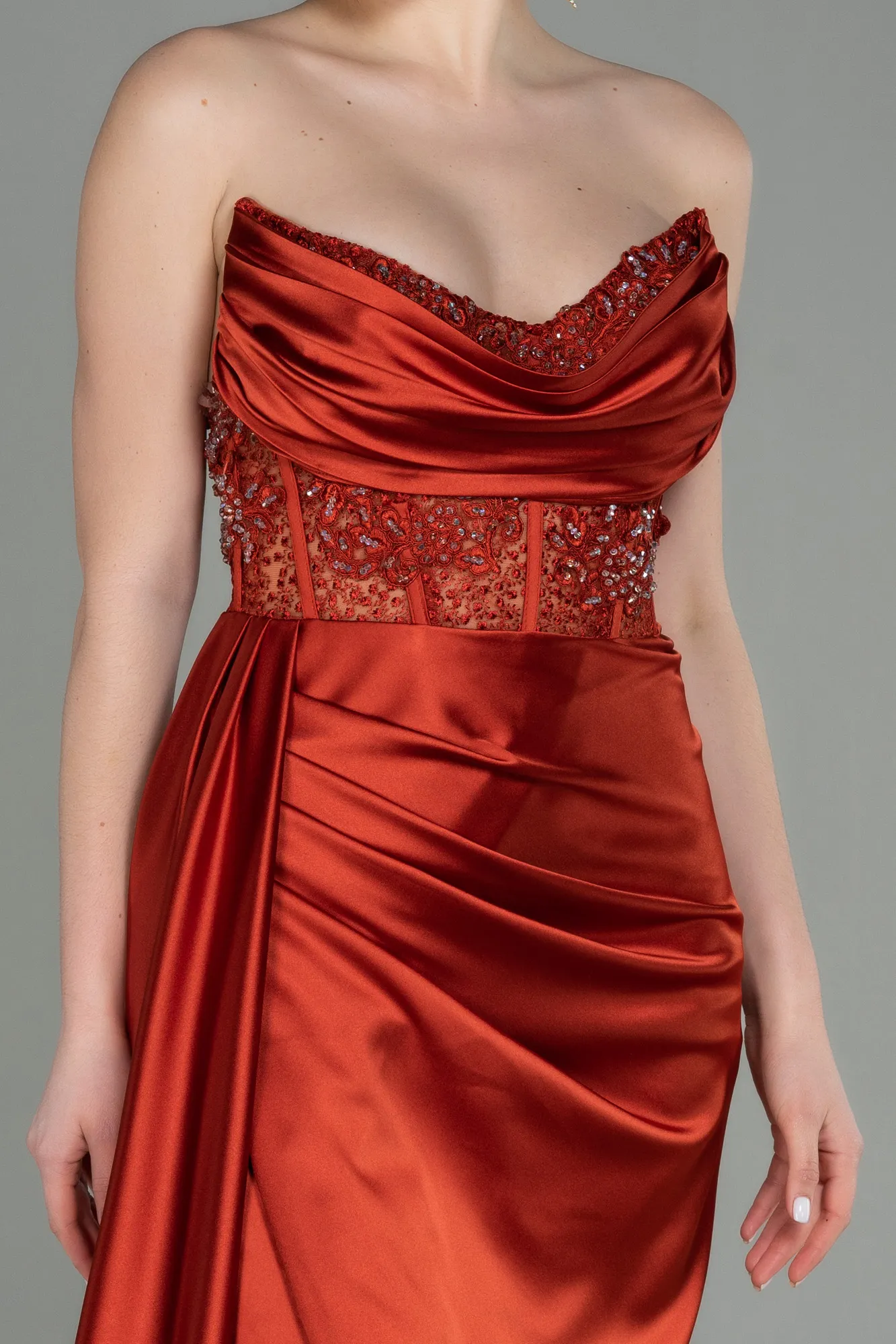 Robe de Soirée Longue Satin Émeraude ABU3998