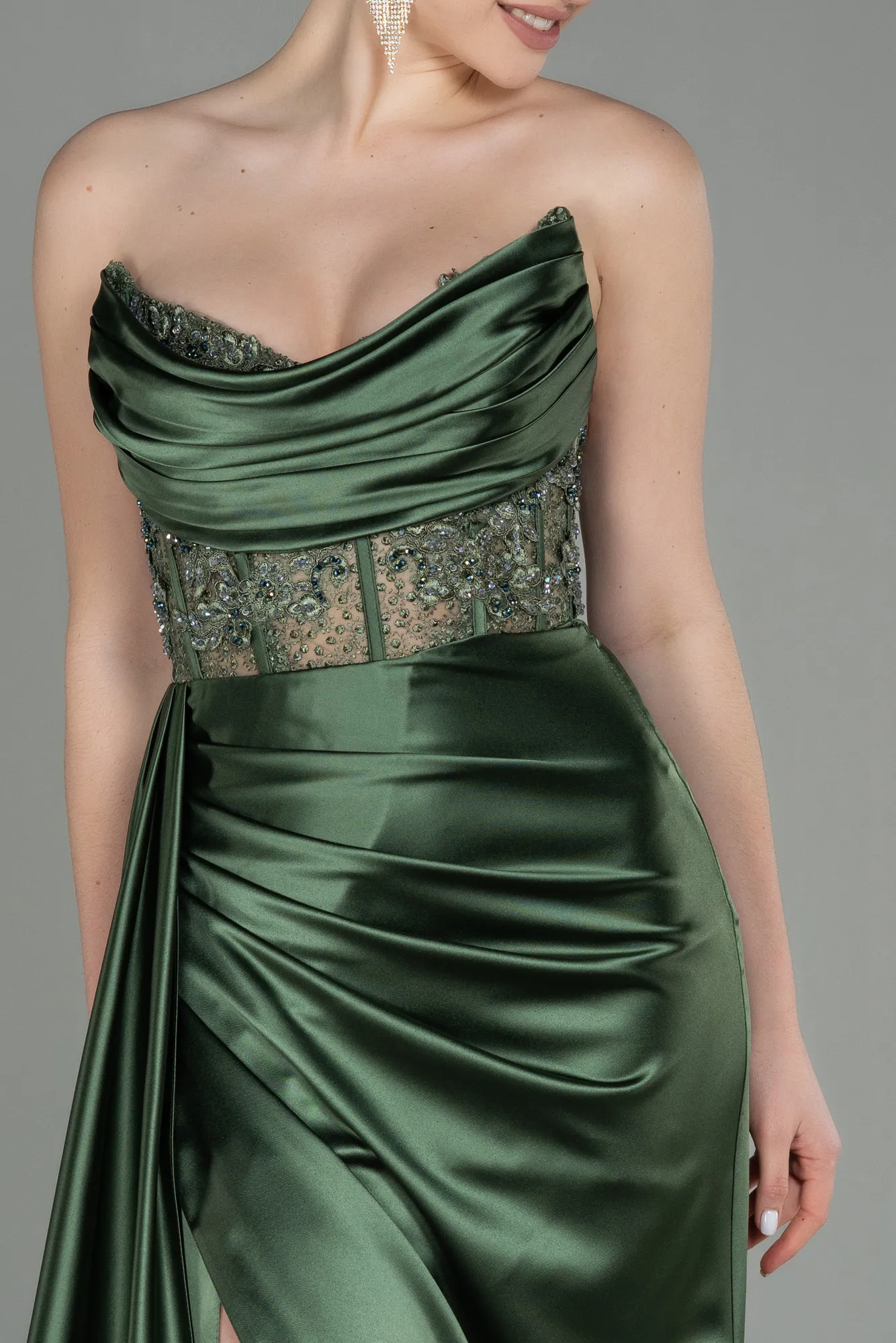 Robe de Soirée Longue Satin Émeraude ABU3998