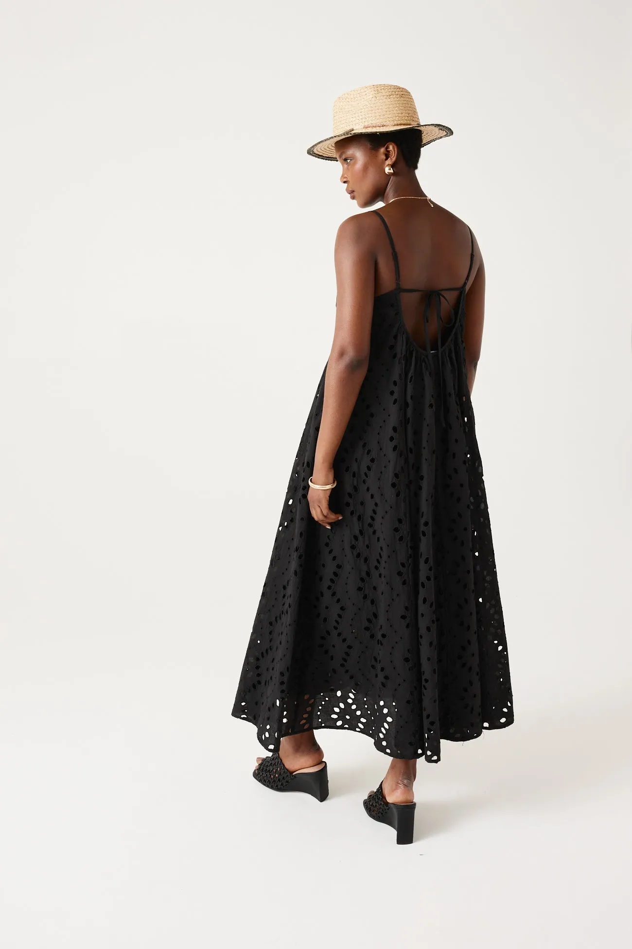 Robe midi en broderie anglaise - Noir