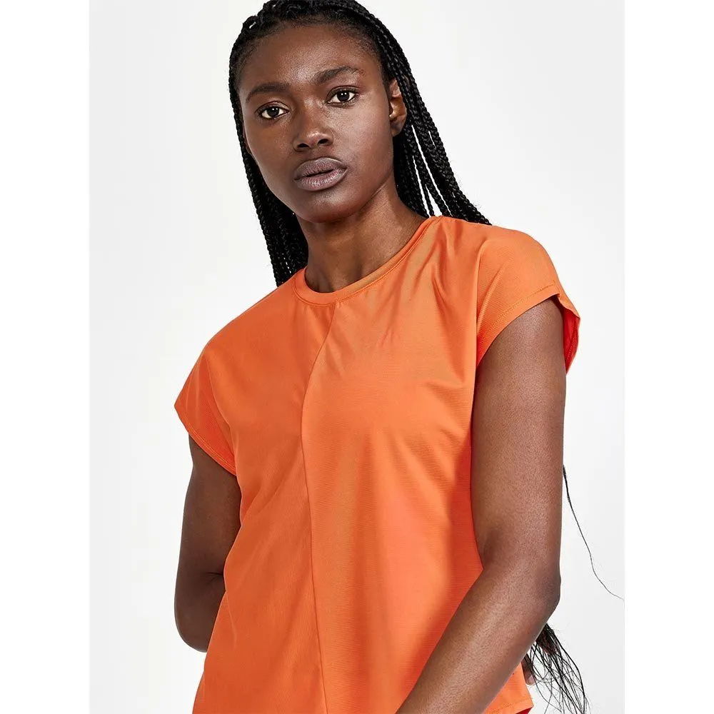 Vêtements de sport Craft Femme | Tee-shirt de running léger et technique Craft Core Charger RIB Tee W Orange pour femme | 191124